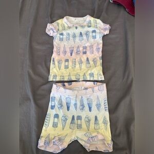 Gap Organically Grown Cotton Shorts and Matching T-shirt Ice Cream